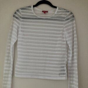 Guess top Size M.